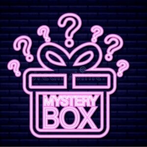 5 lbs Men’s Clothing Mystery Box